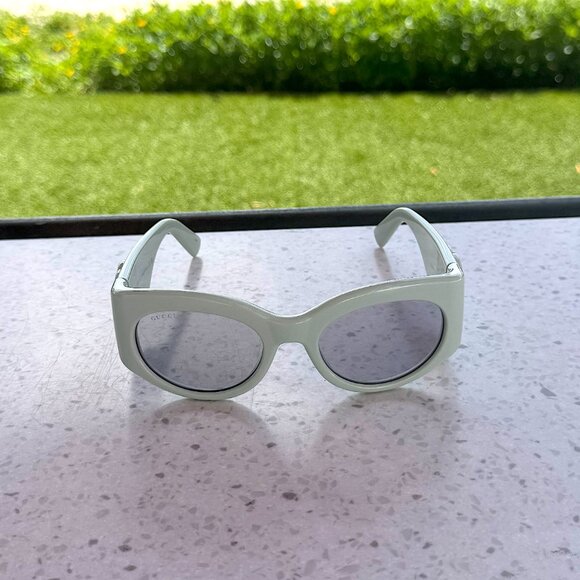 Gucci GG1544S 003 Green Grey Oval Sunglasses Women main image 9